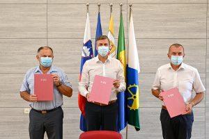 Podpisali sporazum o sofinanciranju izgradnje in skupnem upravljanju Medobčinskega zbirnega centra za ravnanje z odpadki 1